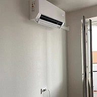 Midea через балкон, Пионерский