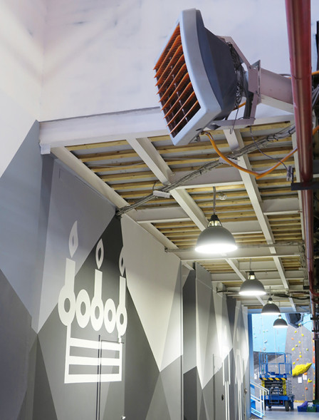 Водяной тепловентилятор Тепломаш КЭВ-42M4W1